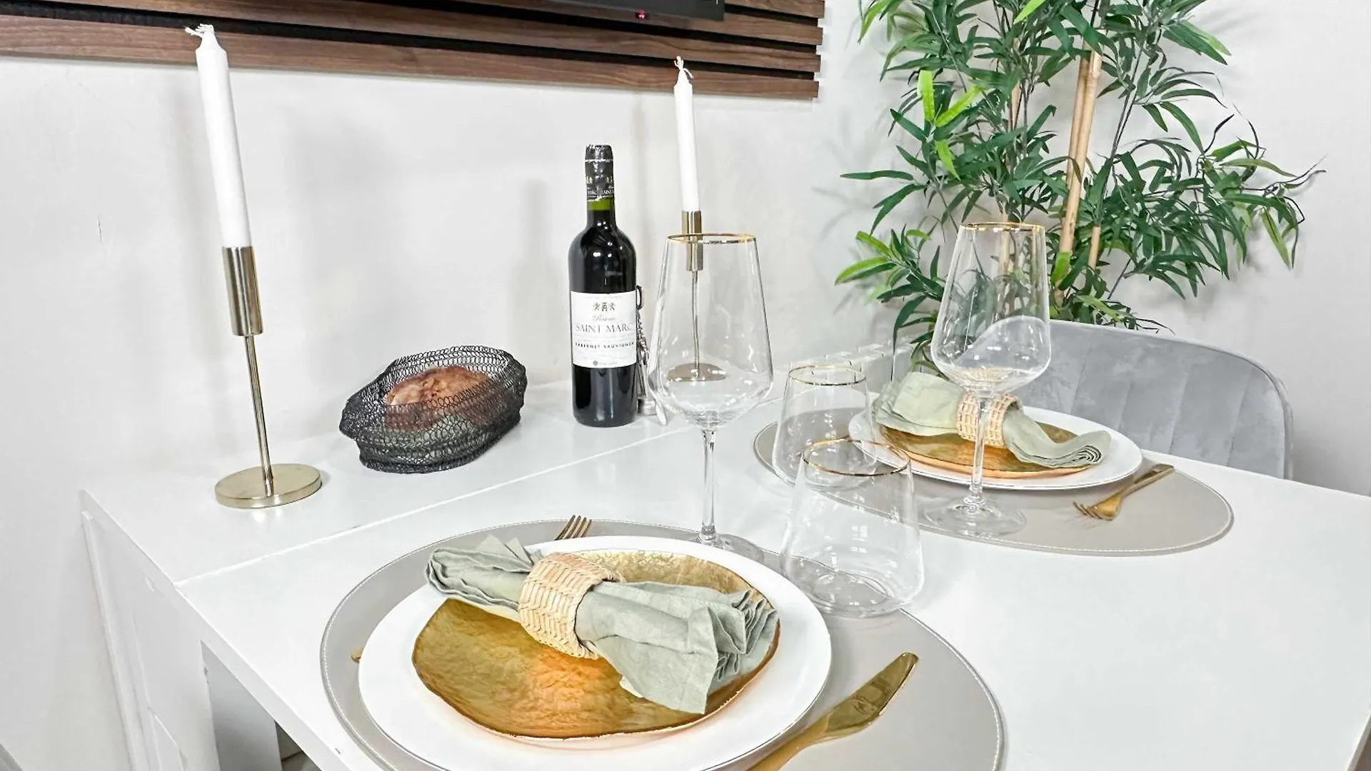 Apartment Charming Studio Near The Louvre Museum Paris