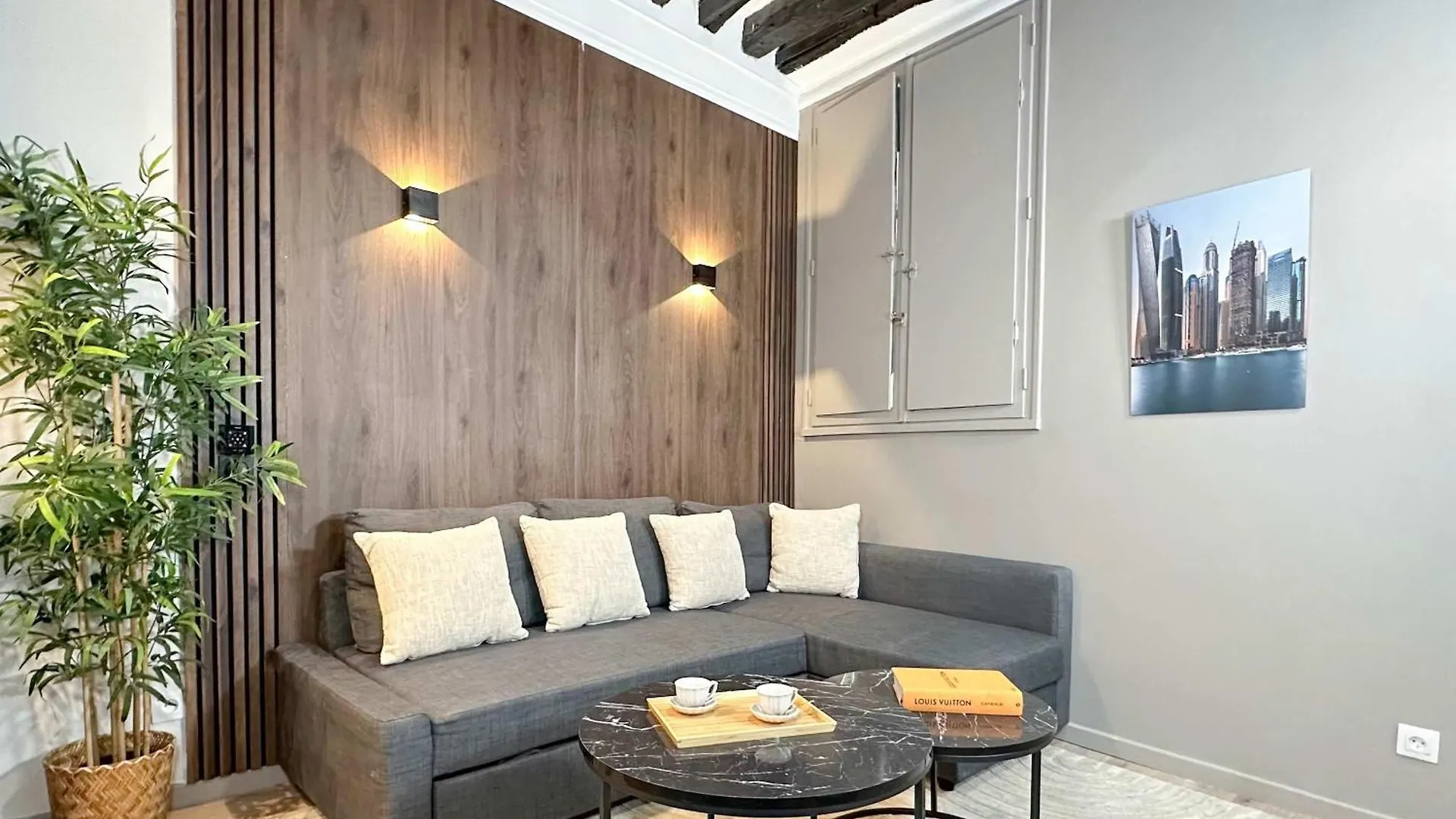 Charming Studio Near The Louvre Museum Paris Apartment